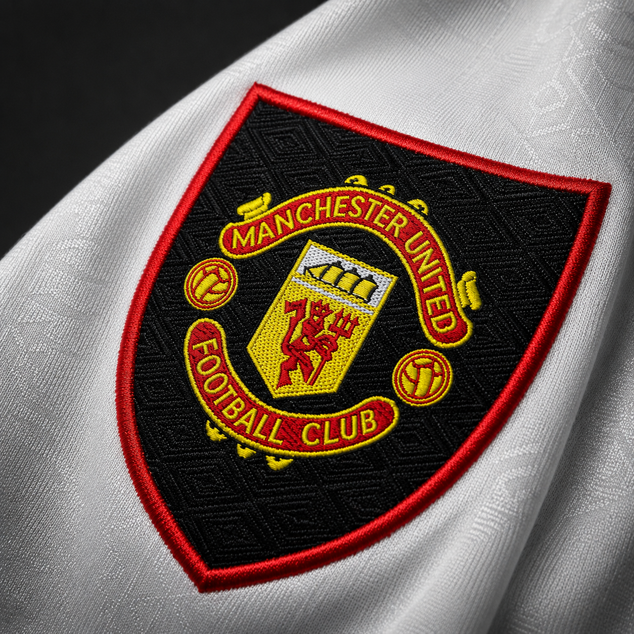 Retro 97-99 Manchester United White Jersey