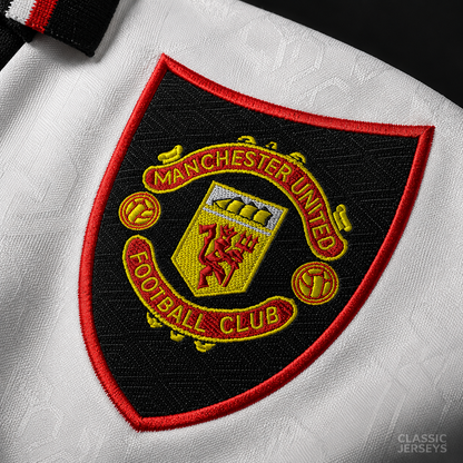Manchester United Retro White Soccer Jersey 1997–1999